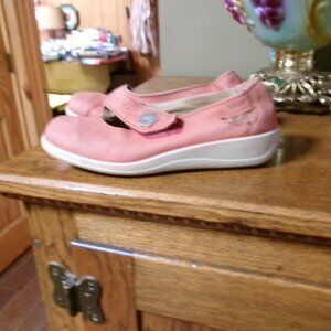 Hotter ladies orange maryjanes made in England leather shoes uk 5 us 7